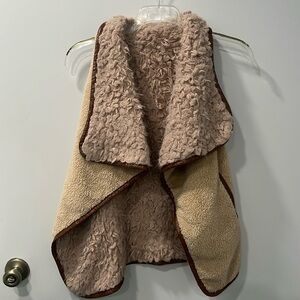 Sherpa reversible vest, tan/brown, no tags, 17.5” pit to pit, 25” length, GUC